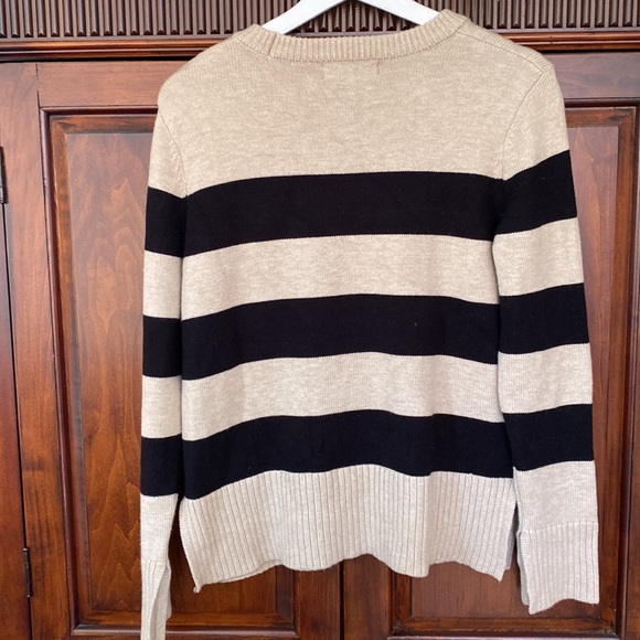Truth by Republic collegiate stripe pullover crew neck side slits black taupe - Picture 2 of 12